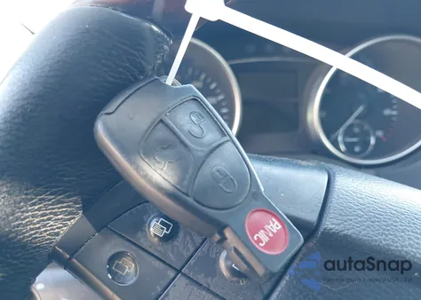 2006 Mercedes-Benz Ml 350 4Matic из США, поврежденный, VIN 4JGBB86E76A096566